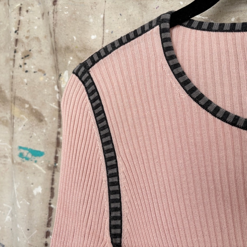JED Ribbed Silk Fitted Sweater - Picture 3 of 5